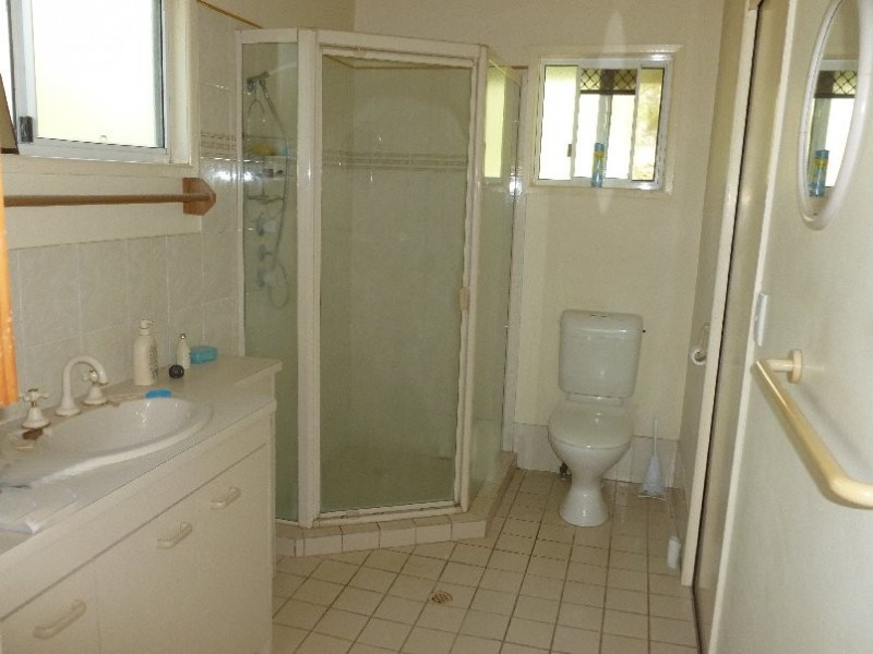 200 KATE ST, Macleay Island QLD 4184