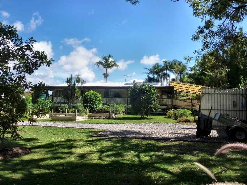 15 MARINE STREET, Macleay Island QLD 4184
