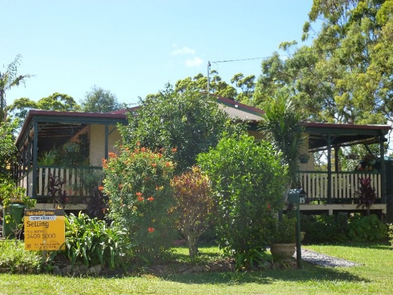 15 MARINE STREET, Macleay Island QLD 4184