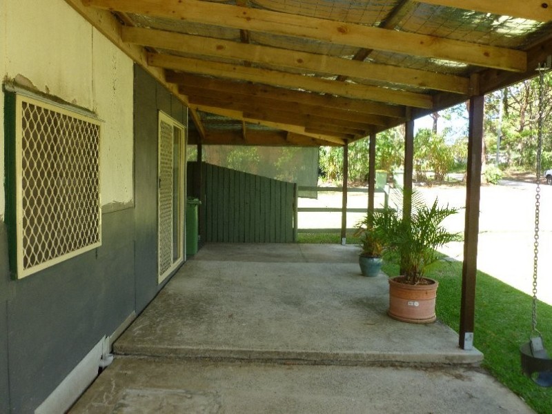 27 NOON-MUCKLE, Macleay Island QLD 4184