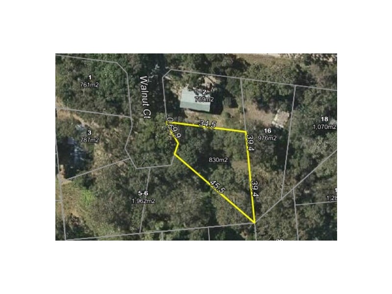 4 WALNUT COURT, Macleay Island QLD 4184