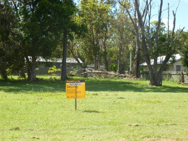 15 UDARA STREET, Macleay Island QLD 4184