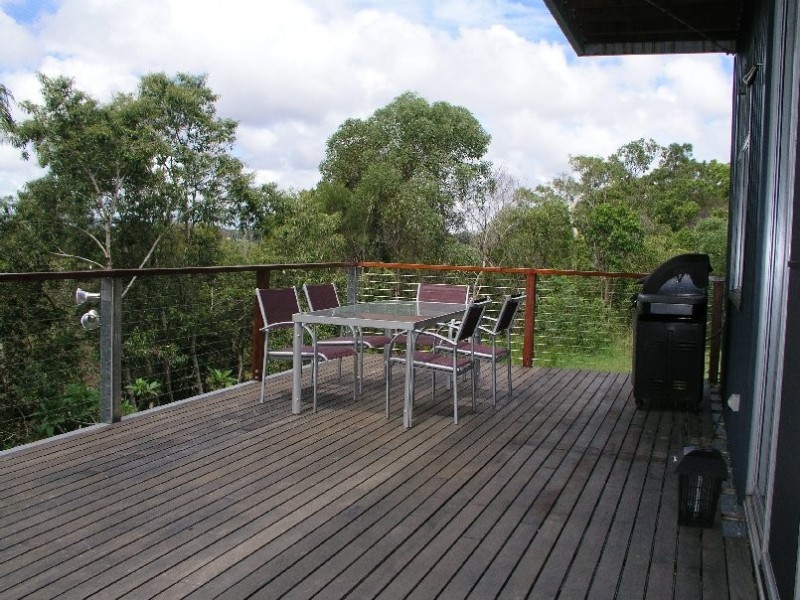 22 COWES STREET, Macleay Island QLD 4184
