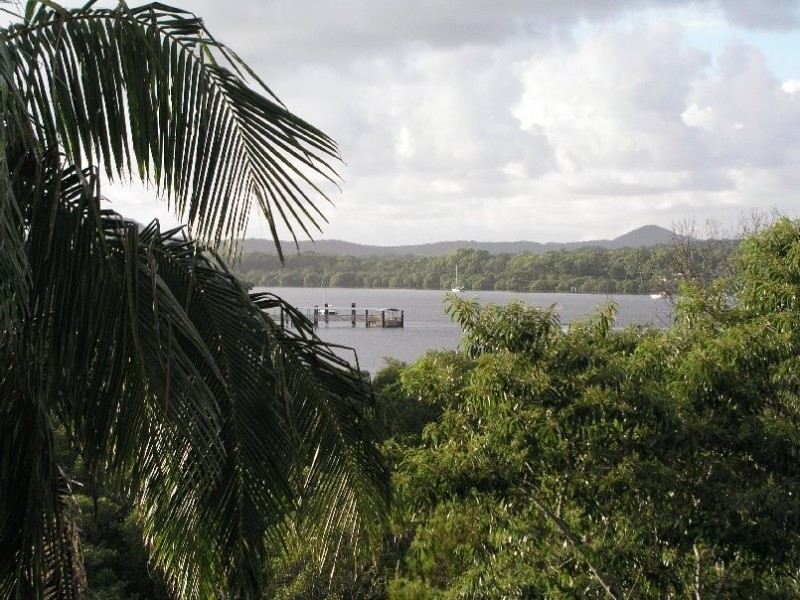22 COWES STREET, Macleay Island QLD 4184