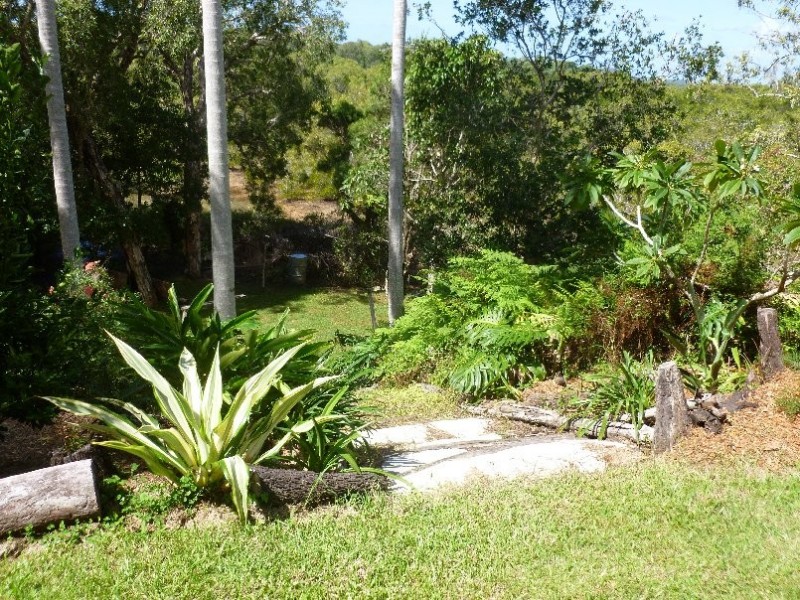 22 COWES STREET, Macleay Island QLD 4184