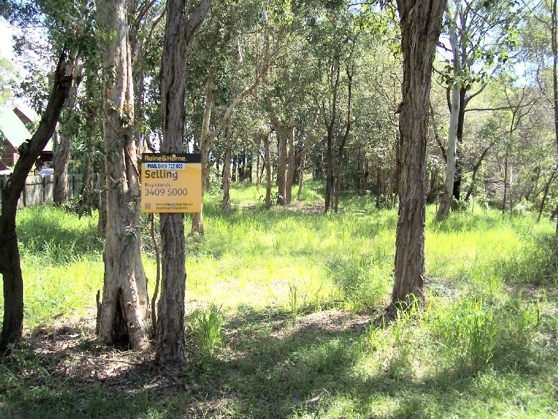 63 COONDOOROOPA DR, Macleay Island QLD 4184