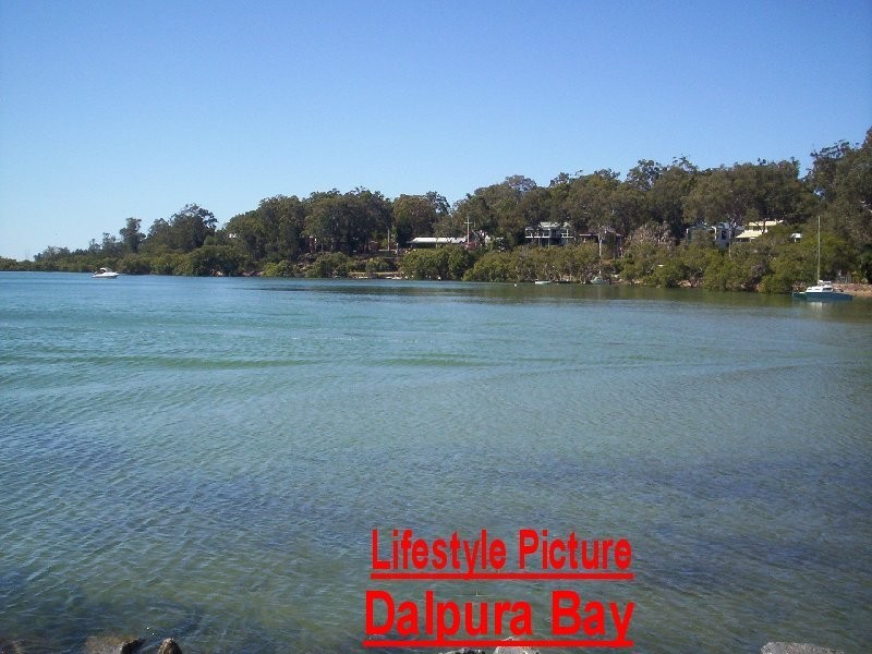 63 COONDOOROOPA DR, Macleay Island QLD 4184