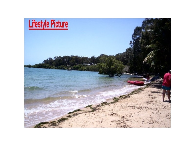 63 COONDOOROOPA DR, Macleay Island QLD 4184