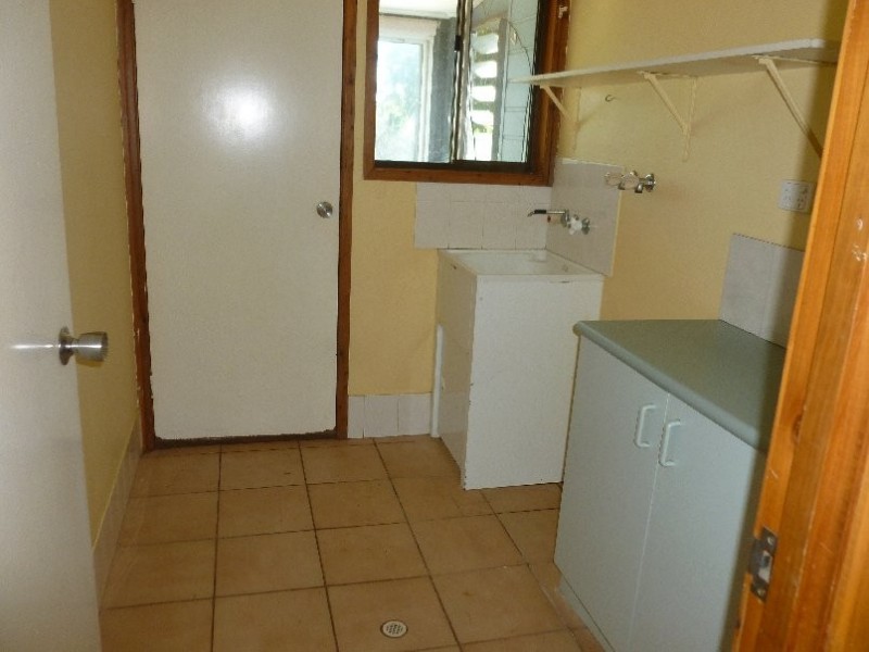28-30 VINE STREET, Macleay Island QLD 4184