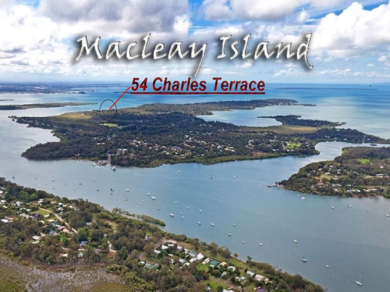 54 CHARLES, Macleay Island QLD 4184