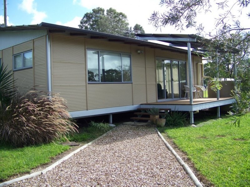 17 CRESSY STREET, Macleay Island QLD 4184
