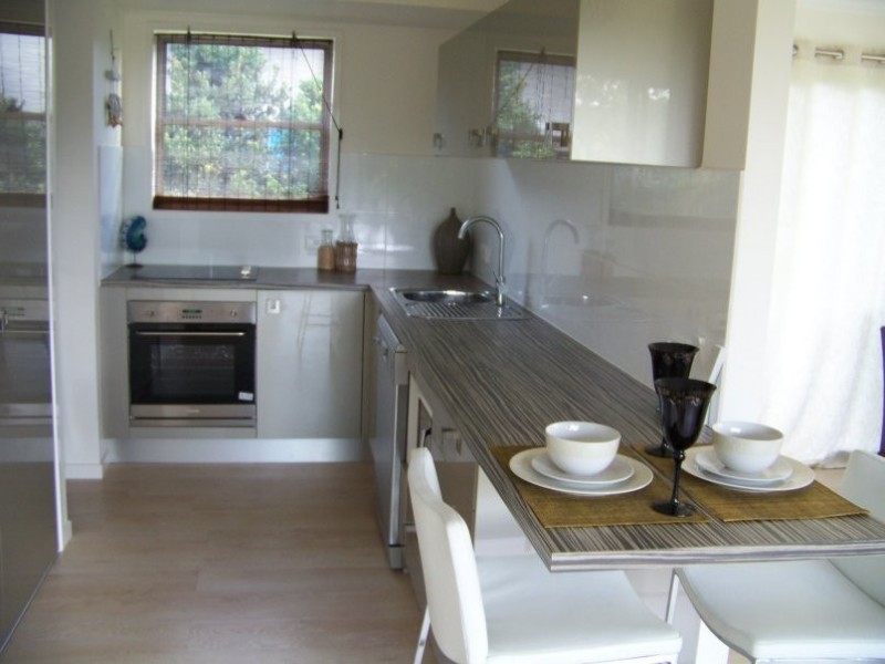 17 CRESSY STREET, Macleay Island QLD 4184