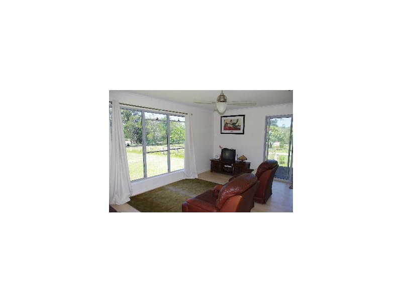17 CRESSY STREET, Macleay Island QLD 4184