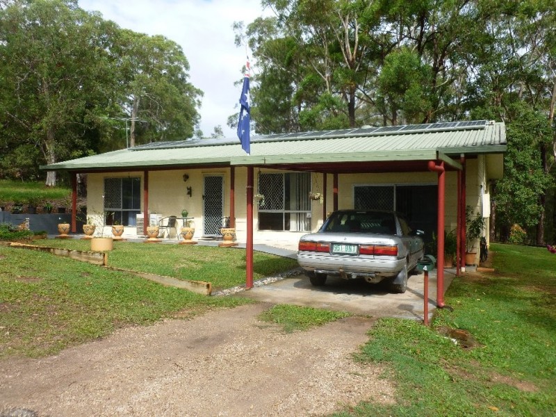 4 LOWTHER ST, Russell Island QLD 4184