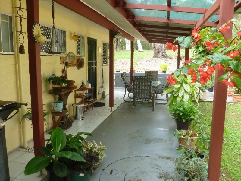 4 LOWTHER ST, Russell Island QLD 4184