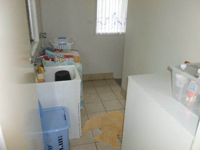 4 LOWTHER ST, Russell Island QLD 4184