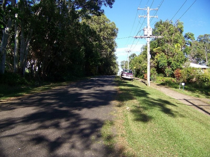 128 LUCAS DR, Lamb Island QLD 4184