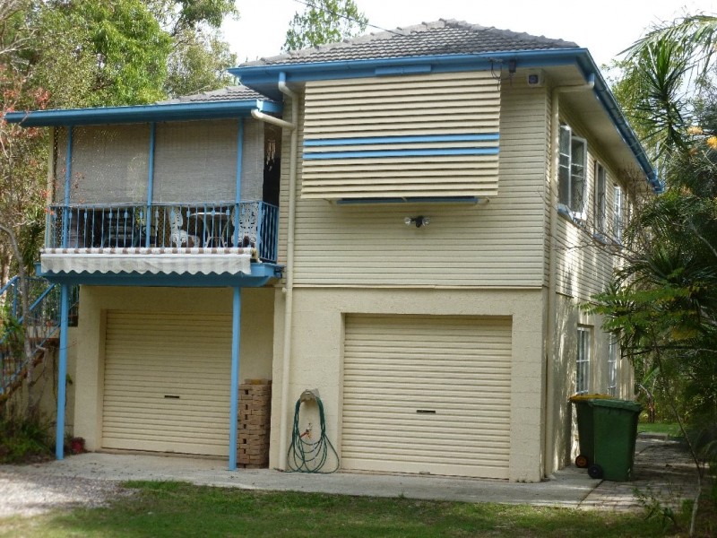 33 ALEXANDER STREET, Macleay Island QLD 4184