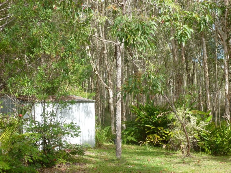 33 ALEXANDER STREET, Macleay Island QLD 4184