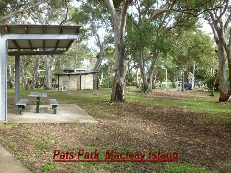 66-68 BEELONG STREET, Macleay Island QLD 4184