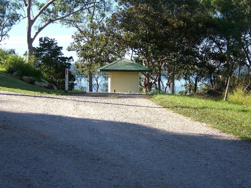 135 – 137 LUCAS DR, Lamb Island QLD 4184