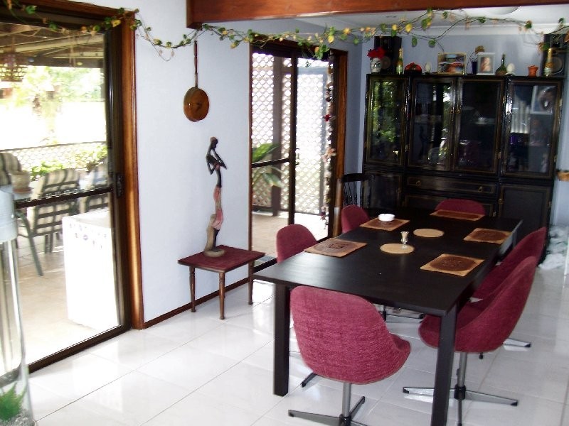 31 KOONWARRA PARADE, Macleay Island QLD 4184
