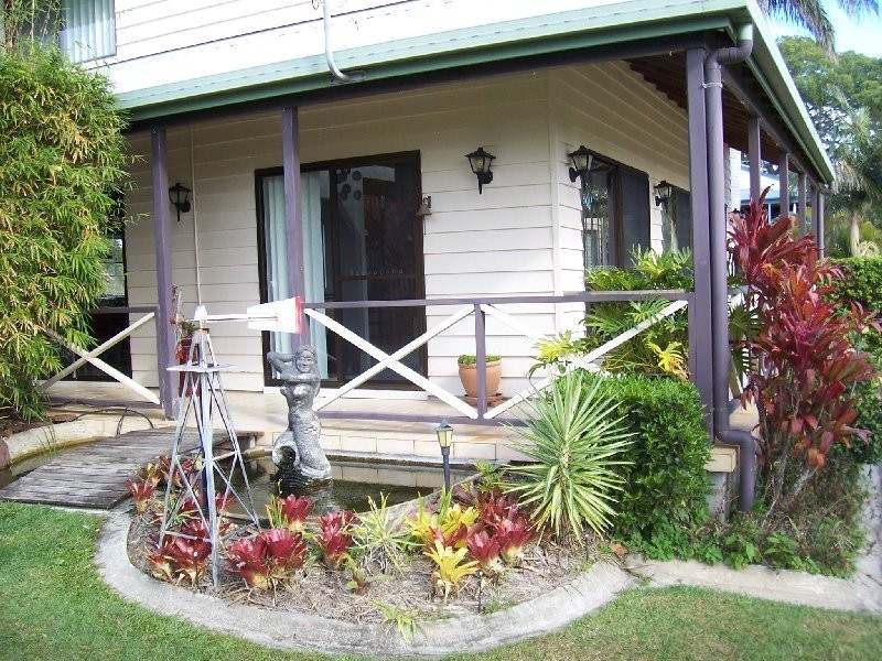 31 KOONWARRA PARADE, Macleay Island QLD 4184