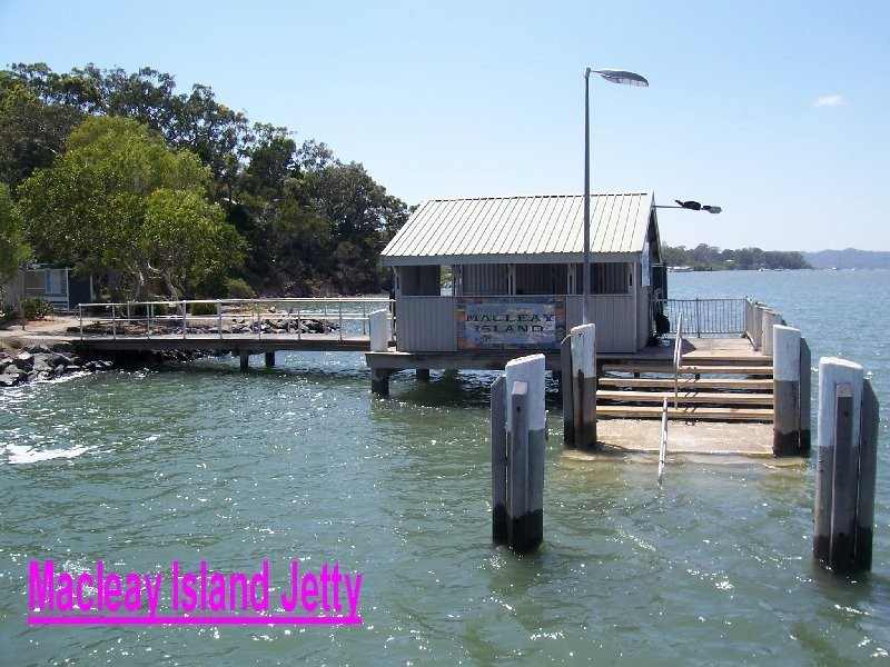 19 ALKIRA STREET, Macleay Island QLD 4184