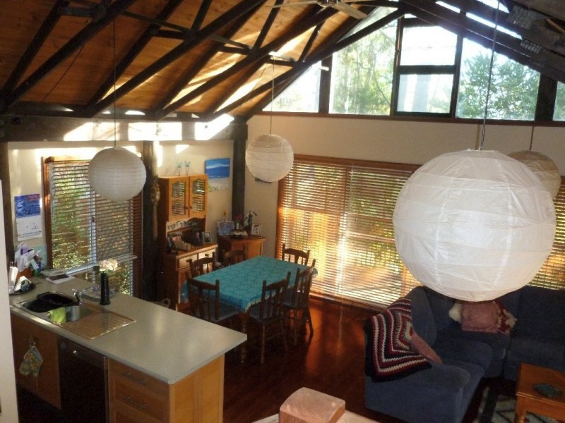 68 High central, Macleay Island QLD 4184