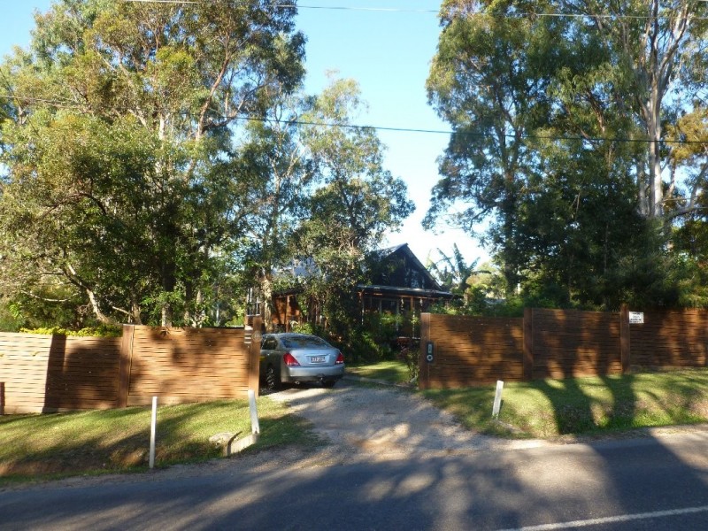 68 High central, Macleay Island QLD 4184