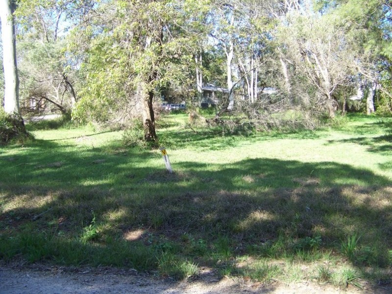 26 Cliff Terrace, Macleay Island QLD 4184