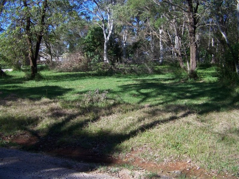 26 Cliff Terrace, Macleay Island QLD 4184