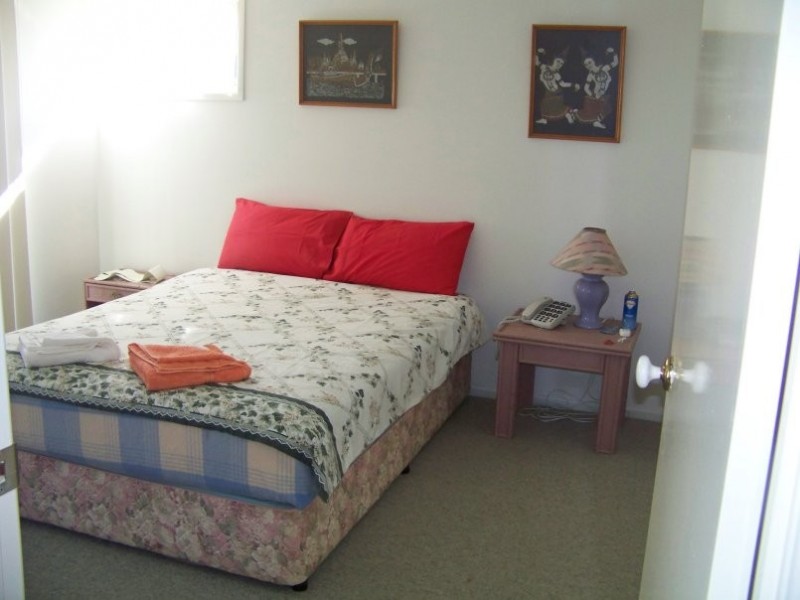 10 Mawarra St, Macleay Island QLD 4184