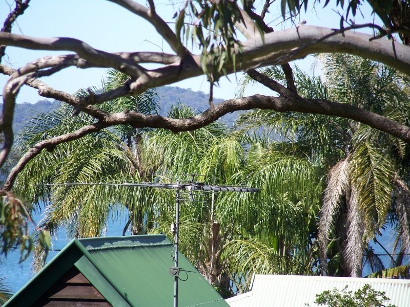 19 PAULA pde, Lamb Island QLD 4184