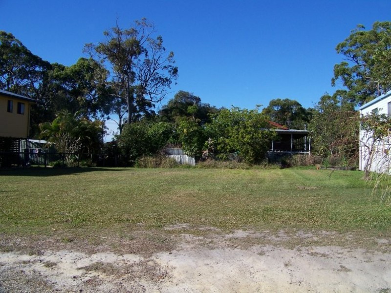 26 Udara Street, Macleay Island QLD 4184