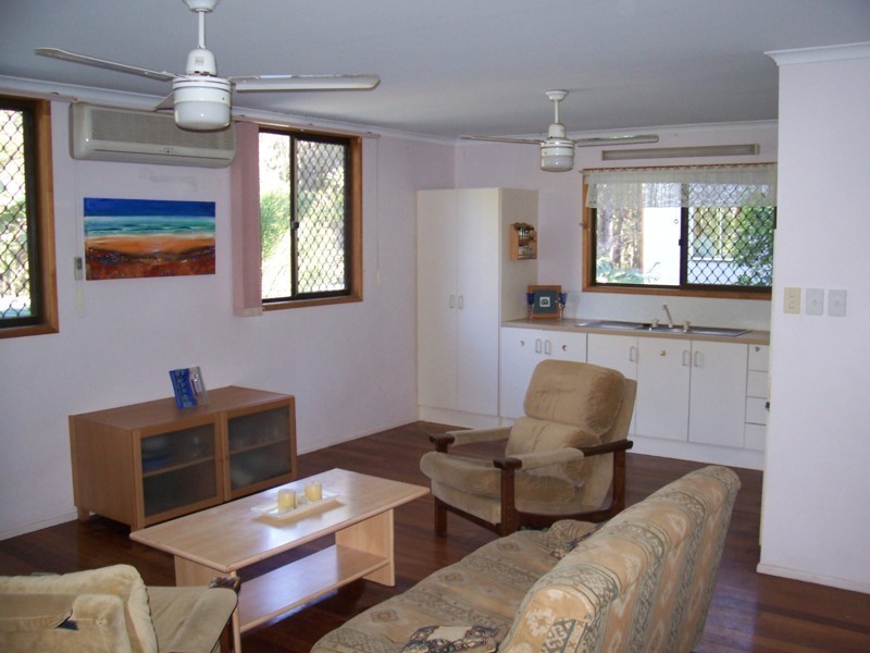 16 DERWENT ST, Macleay Island QLD 4184