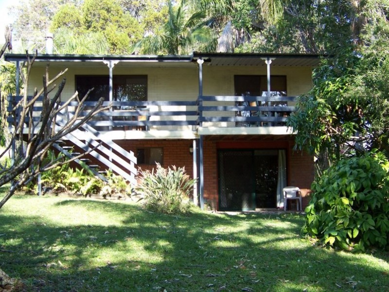 48 Coondooroopa Drive, Macleay Island QLD 4184