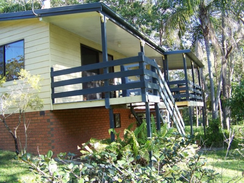 48 Coondooroopa Drive, Macleay Island QLD 4184