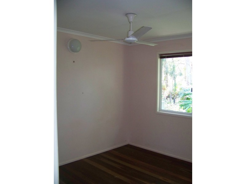 5 Golden Sands Blvd, Macleay Island QLD 4184