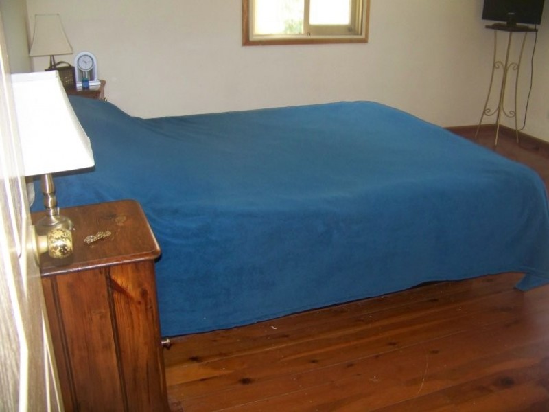 48 Charles Terrace, Macleay Island QLD 4184