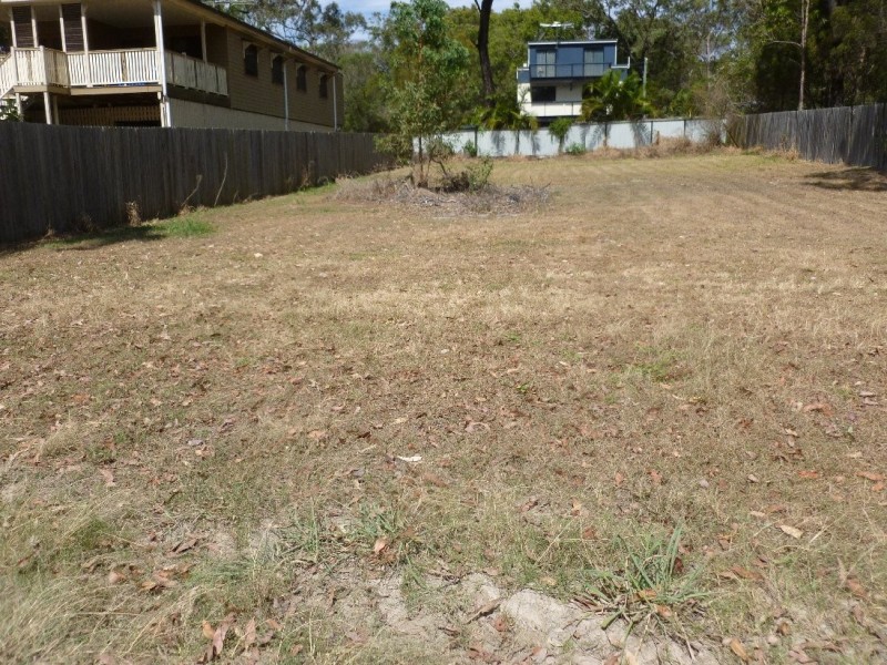 10 ATTUNGA ST, Macleay Island QLD 4184
