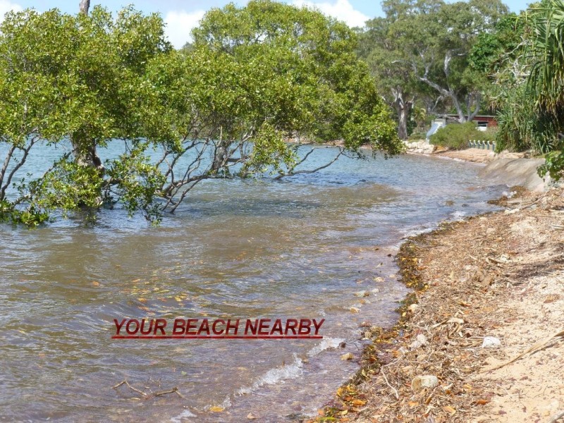 1 COORONG   STREET, Macleay Island QLD 4184