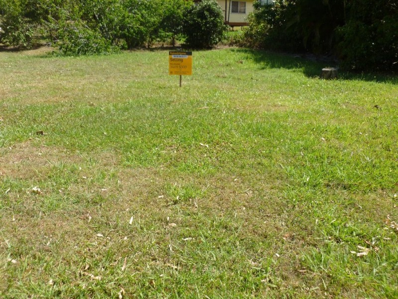 1 COORONG   STREET, Macleay Island QLD 4184