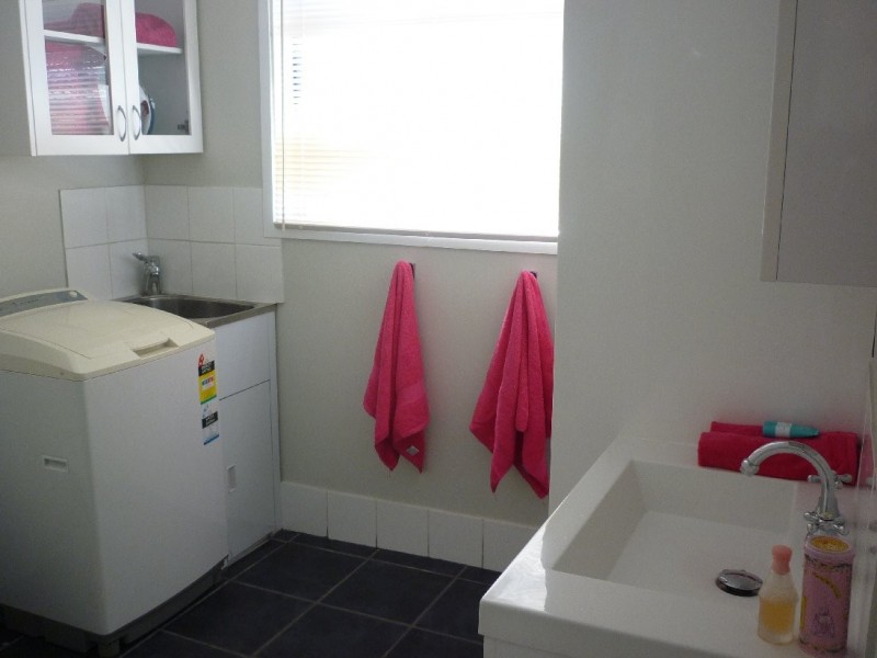 12 YACHT STREET, Russell Island QLD 4184