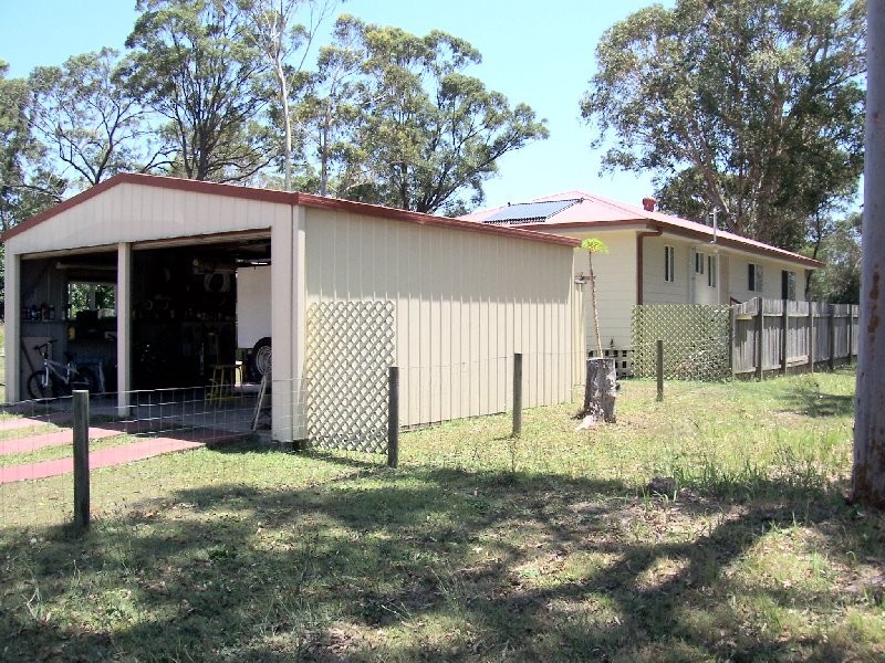 7 ROBIN STREET, Macleay Island QLD 4184