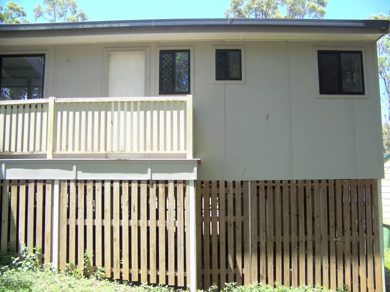 9 PAULA pde, Lamb Island QLD 4184
