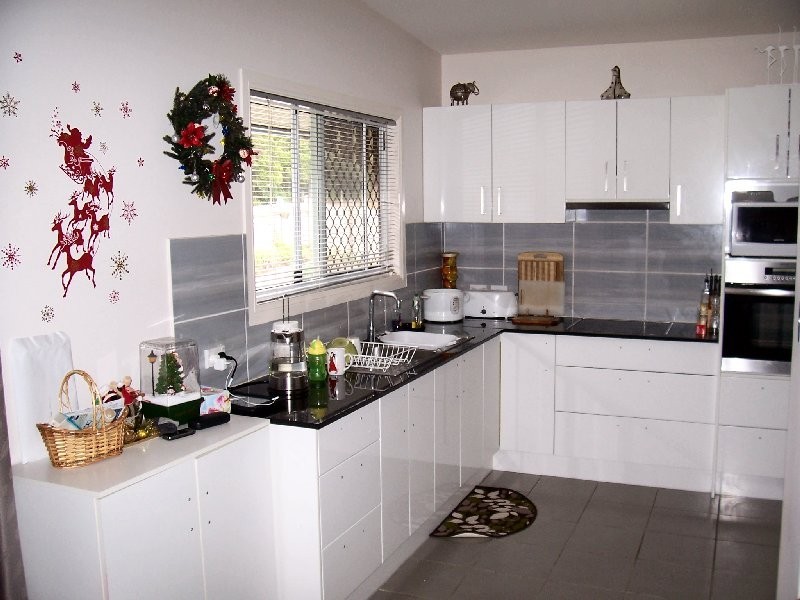 19-51 SCOTTS ROAD, Macleay Island QLD 4184