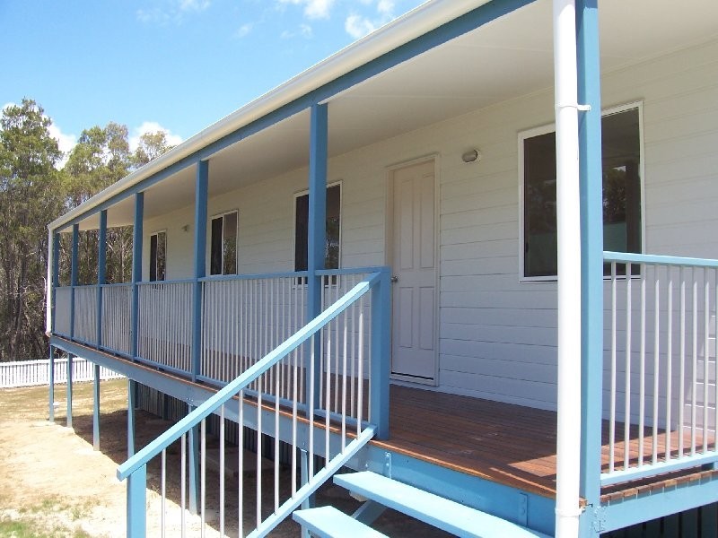 16 CAMENA STREET, Macleay Island QLD 4184