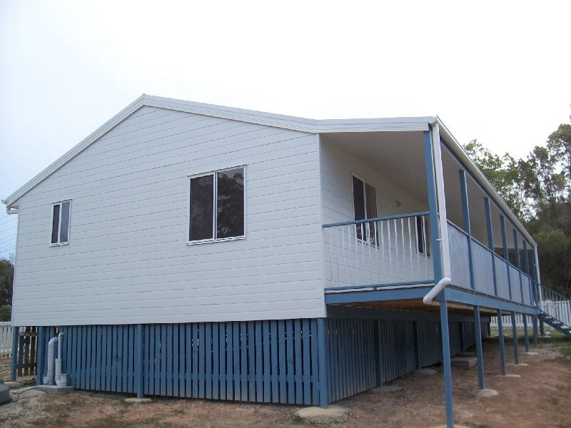 16 CAMENA STREET, Macleay Island QLD 4184