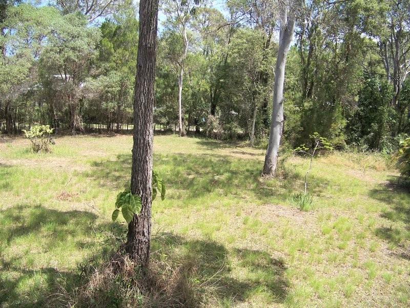 30 – 34 BRUCE ST, Lamb Island QLD 4184